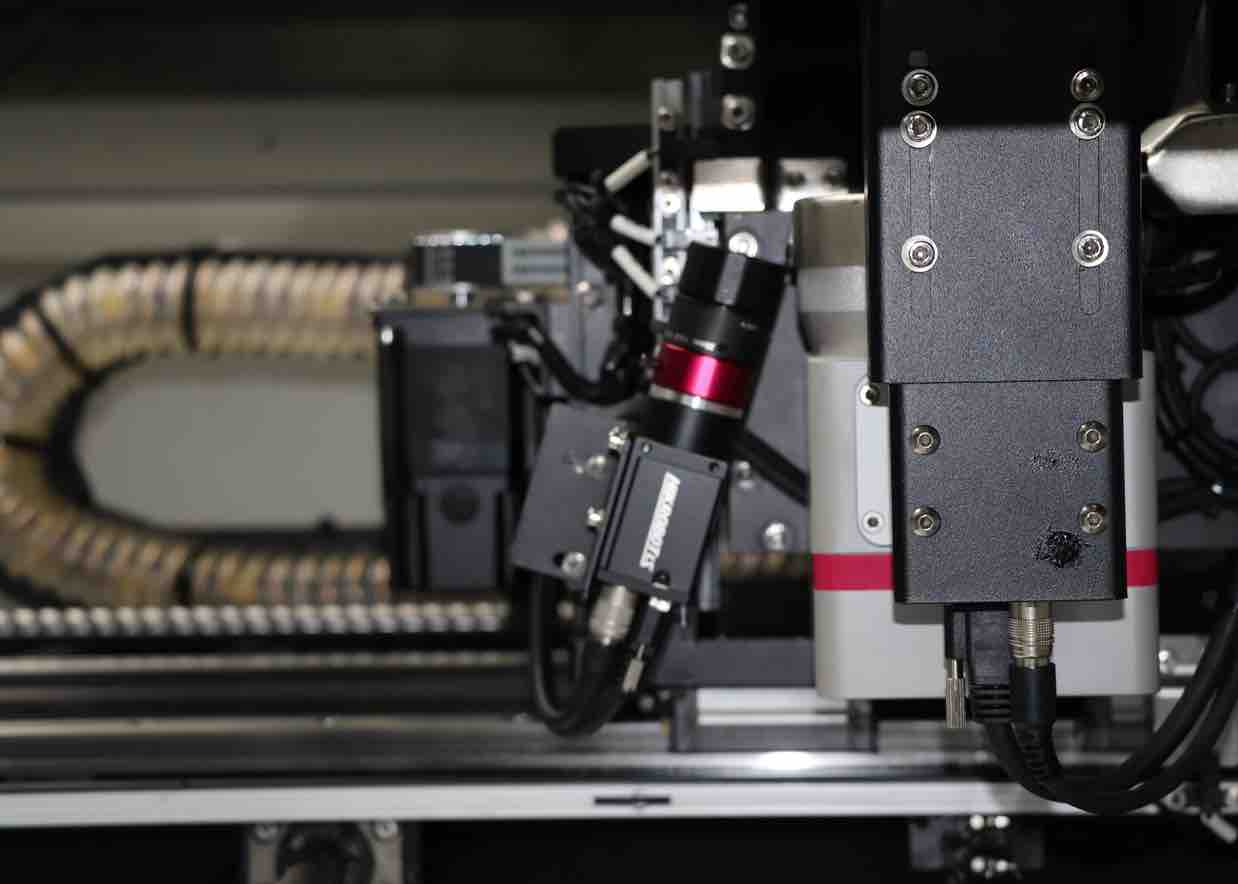 Laser marking machines with two laser head